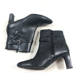 Ralph Lauren Heeled boots size 7b